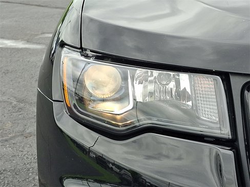 Used 2019 Jeep Grand Cherokee Altitude image 9