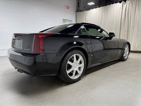 Used 2007 Cadillac XLR image 8