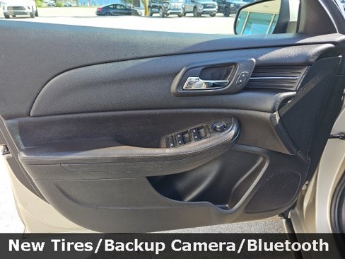 Used 2015 Chevrolet Malibu LT w/ Power Convenience Package image 13