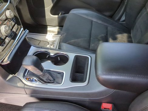 Used 2021 Jeep Grand Cherokee Laredo X image 15