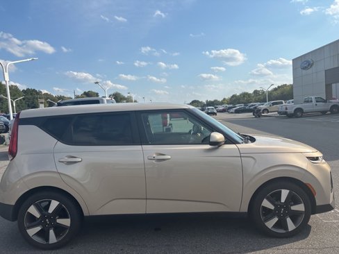 Used 2020 Kia Soul EX w/ Option Group 015 image 5