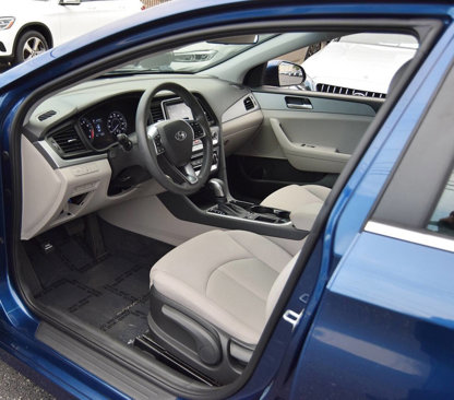 Used 2018 Hyundai Sonata SE image 16