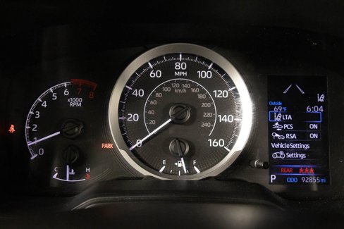 Used 2021 Toyota Corolla LE image 28
