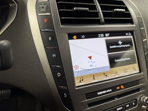 Used 2019 Lincoln MKZ Reserve image 19