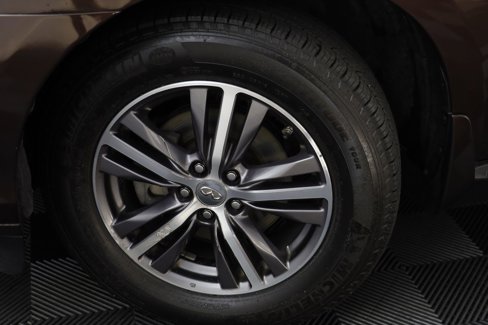 Used 2019 INFINITI QX60 Luxe w/ Essential Package image 42