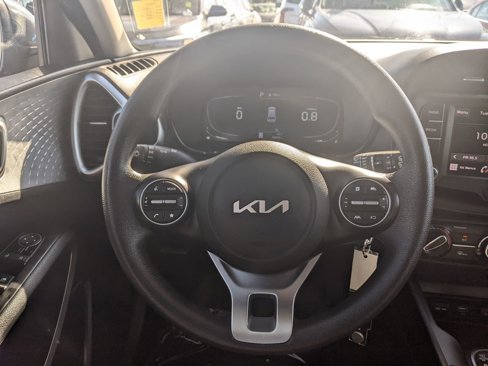 Used 2023 Kia Soul LX image 20
