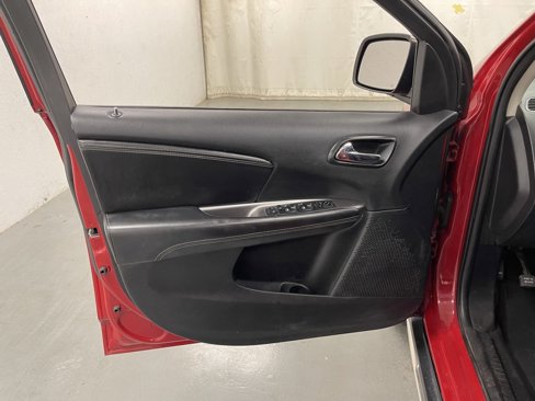 Used 2019 Dodge Journey Crossroad image 20