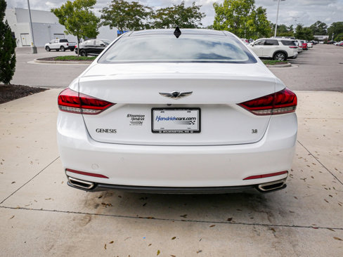 Used 2016 Hyundai Genesis 3.8 w/ Option Group 02 image 9