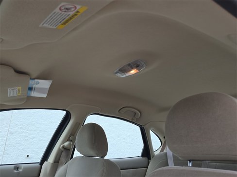 Used 2003 Ford Taurus SE image 19