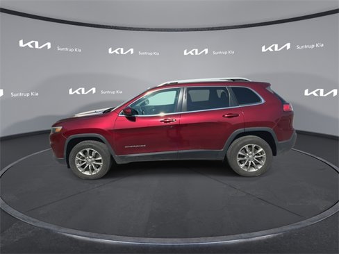 Used 2019 Jeep Cherokee Latitude Plus w/ Comfort/Convenience Group image 11