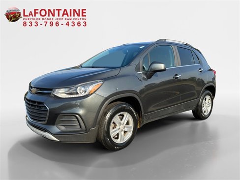 Used 2018 Chevrolet Trax LT w/ LT Convenience Package image 1