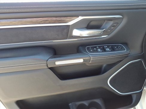 Used 2020 RAM 1500 Laramie image 7
