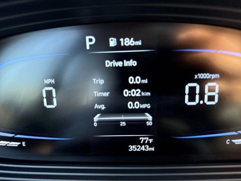 Certified 2023 Hyundai Venue SE image 25