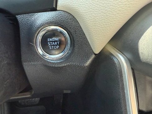 Used 2019 Toyota RAV4 XLE image 26