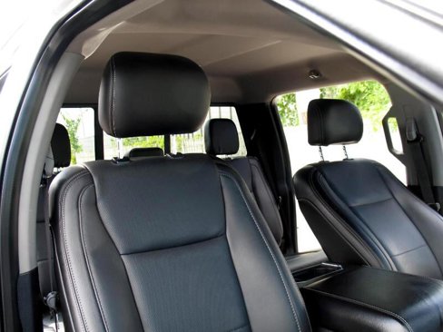 Used 2017 Ford F150 Lariat image 39