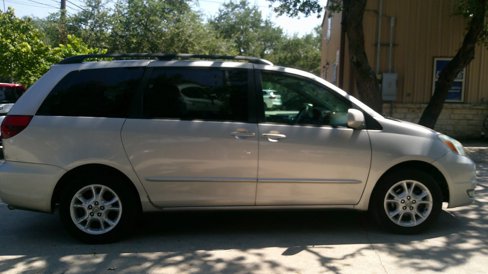 Used 2005 Toyota Sienna XLE image 4