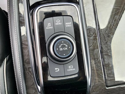 Used 2024 INFINITI QX80 Luxe image 19