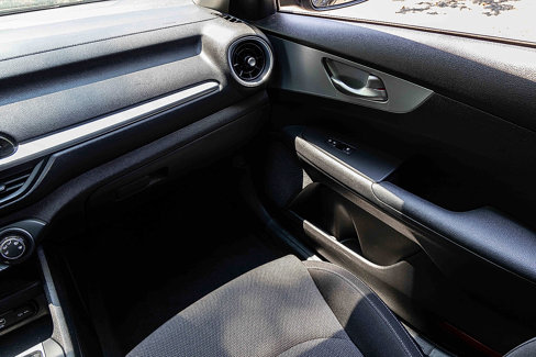 Certified 2023 Kia Forte LXS w/ LXS Technology Package image 18