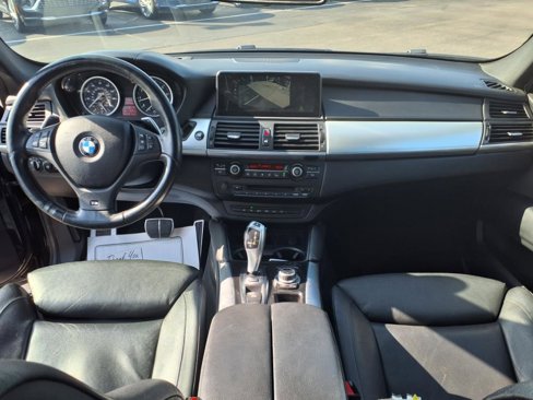 Used 2013 BMW X6 xDrive50i image 9