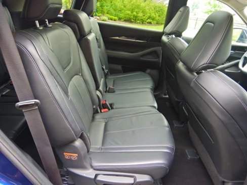 Used 2023 INFINITI QX60 Pure image 16