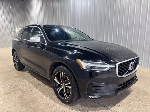 Used 2018 Volvo XC60 T6 R-Design w/ Convenience Package image 4
