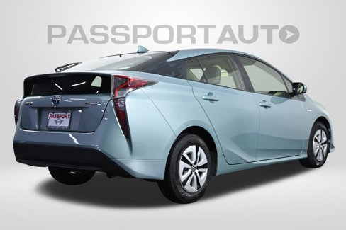 Used 2016 Toyota Prius image 9