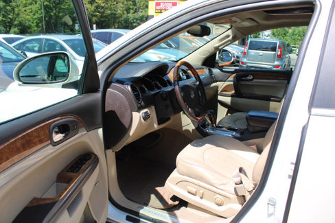 Used 2012 Buick Enclave Premium image 25