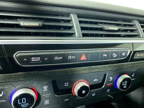 Used 2018 Audi Q7 3.0T Premium Plus w/ Premium Plus Package image 15