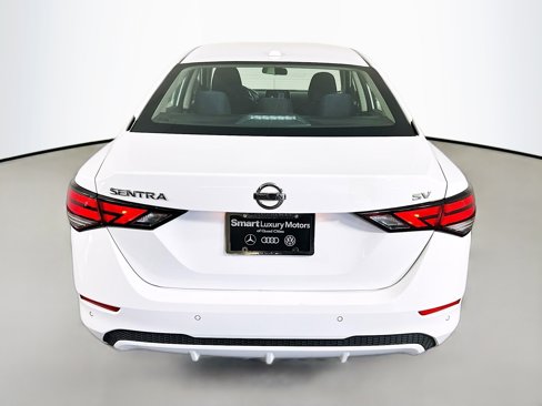 Used 2022 Nissan Sentra SV image 6