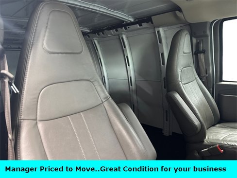 Used 2023 GMC Savana 2500 Extended w/ Driver Convenience Package image 11