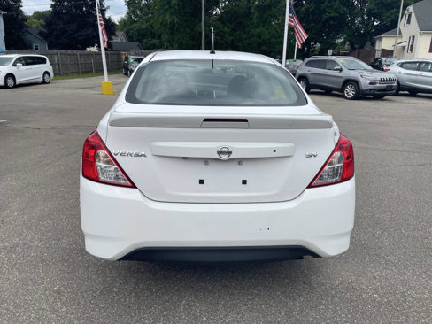 Used 2018 Nissan Versa SV image 7