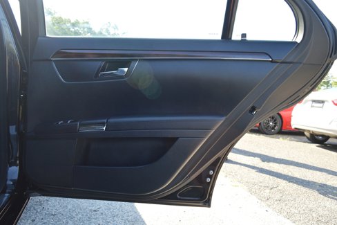Used 2010 Mercedes-Benz S 550 4MATIC image 28