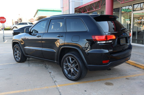 Used 2019 Jeep Grand Cherokee Laredo image 6