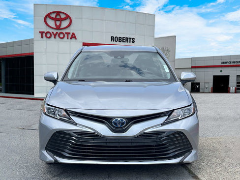 Certified 2019 Toyota Camry LE image 2