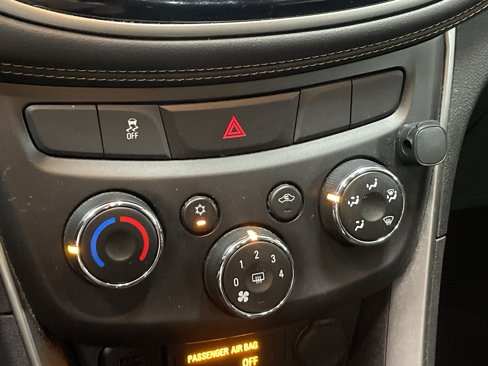 Used 2018 Chevrolet Trax LS image 9