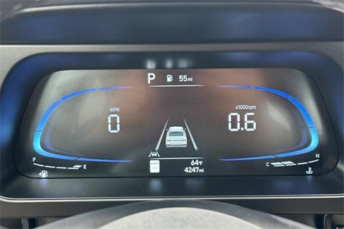 Used 2025 Hyundai Elantra Sport image 24