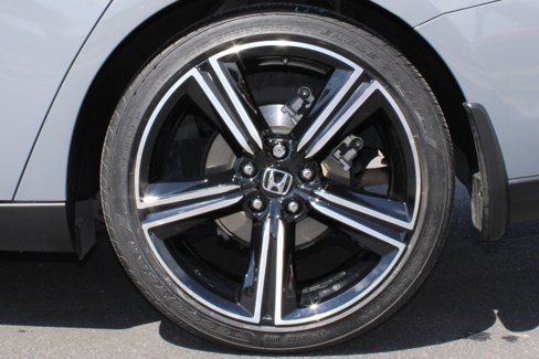 Used 2023 Honda Accord Sport image 12