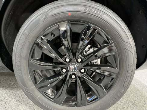 New 2025 Buick Envista Sport Touring w/ Convenience II Package image 32