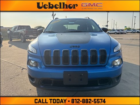 Used 2017 Jeep Cherokee Sport image 12