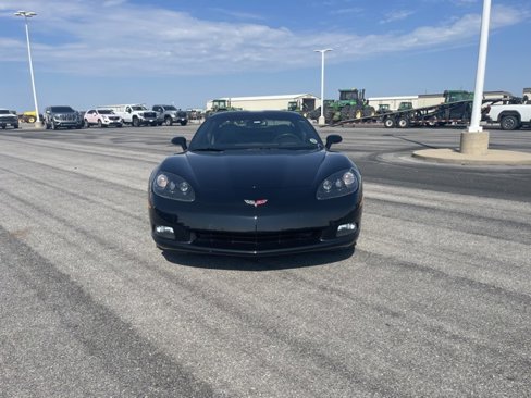 Used 2006 Chevrolet Corvette Coupe w/ Preferred Equipment Group image 2