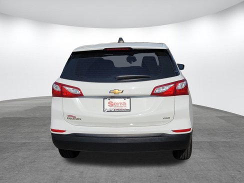 Used 2020 Chevrolet Equinox LS image 24