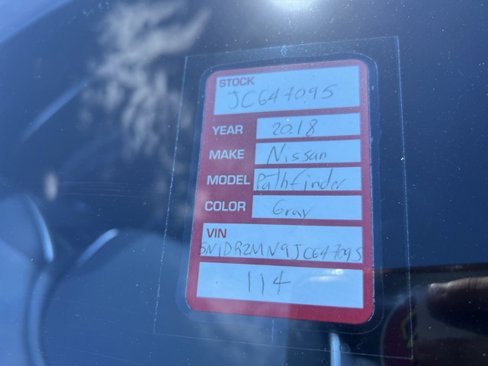 Used 2018 Nissan Pathfinder SV image 5
