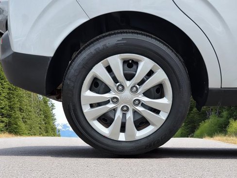 Used 2020 Kia Soul LX image 8