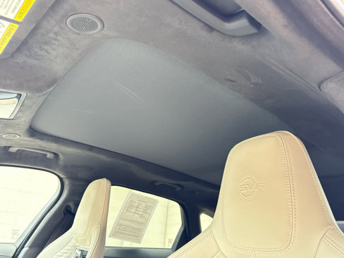 Certified 2022 Jaguar F-PACE SVR image 14