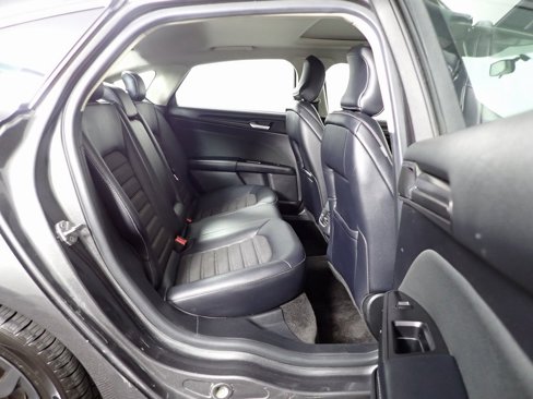 Used 2018 Ford Fusion SE w/ Equipment Group 601A image 35