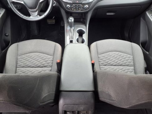 Used 2021 Chevrolet Equinox LT image 16