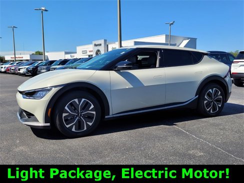 Used 2024 Kia EV6 Light image 3
