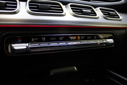 Used 2024 Mercedes-Benz GLS 63 AMG 4MATIC image 19