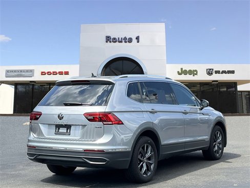 Used 2022 Volkswagen Tiguan SE image 5