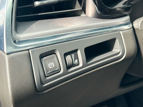 Used 2019 Cadillac XT5 Luxury image 10